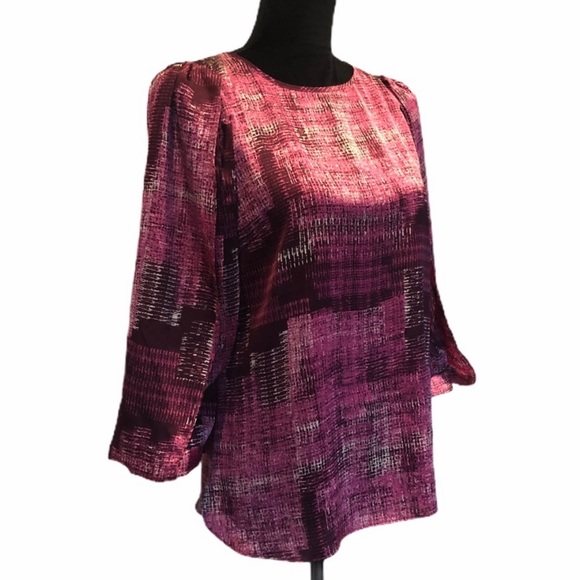 Tracy M blouse pullover abstract pattern full layered sleeve detail size medium - Picture 3 of 12